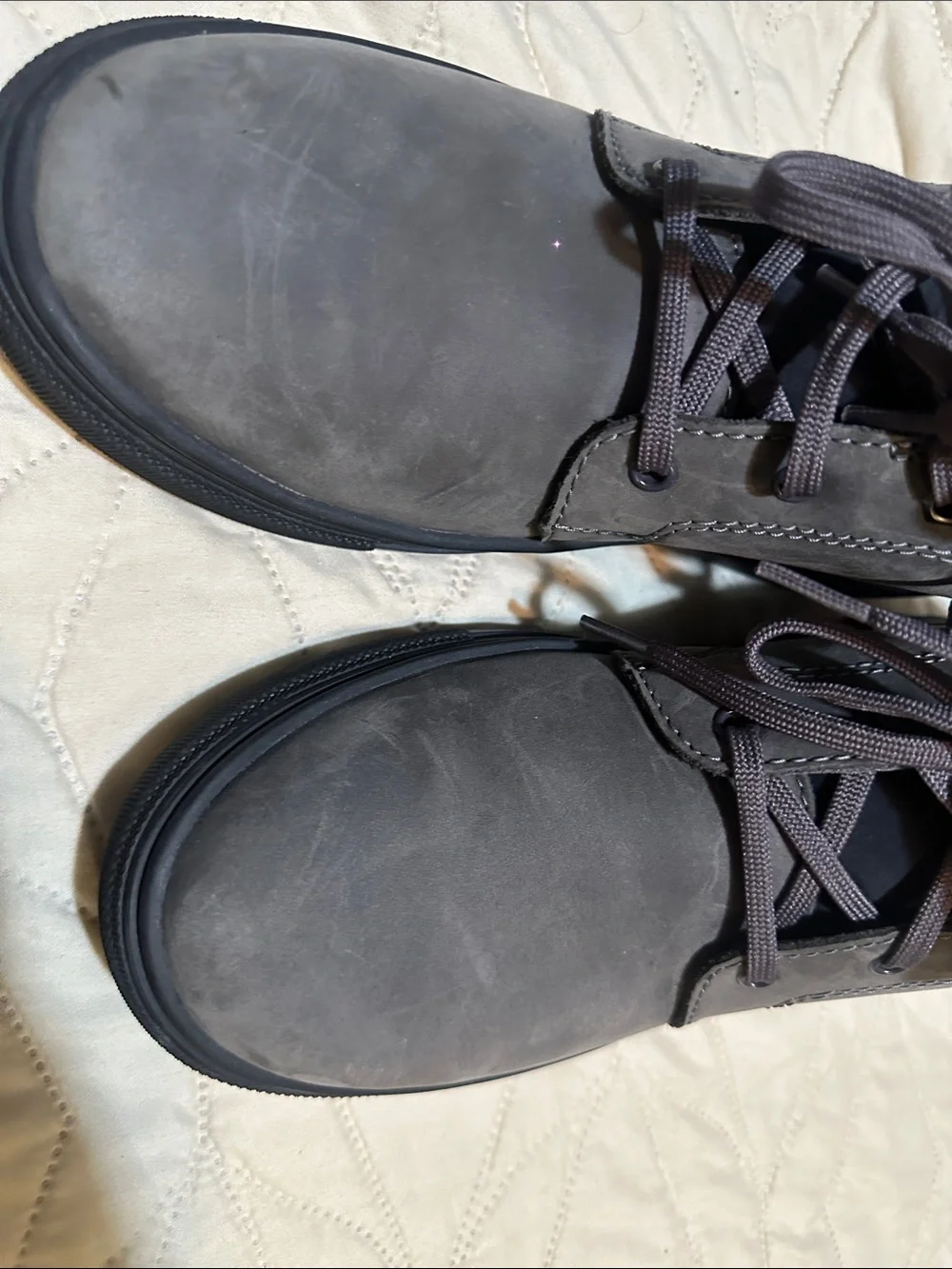 UGG Men's Dark Gray Chukka Boots - Lace-Up Nubuck